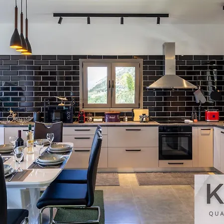 Guapa Villa Kardhakáta